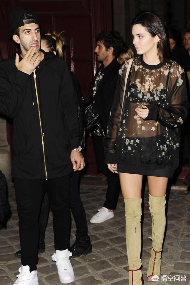 那些明星整过胸_哪些明星隆胸手术过