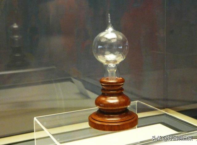 名人发明小故事50字_名人发明小故事简短