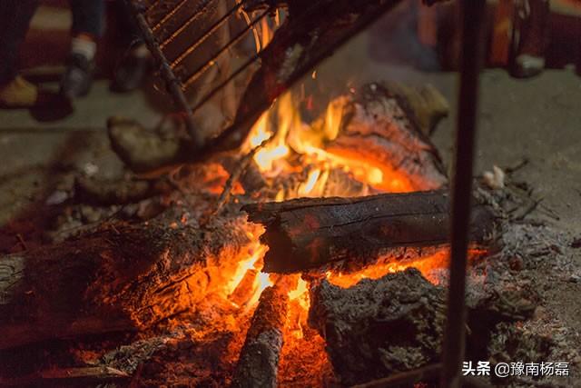 用电取暖的哪种设备好（哪种电设备取暖效果好省电）