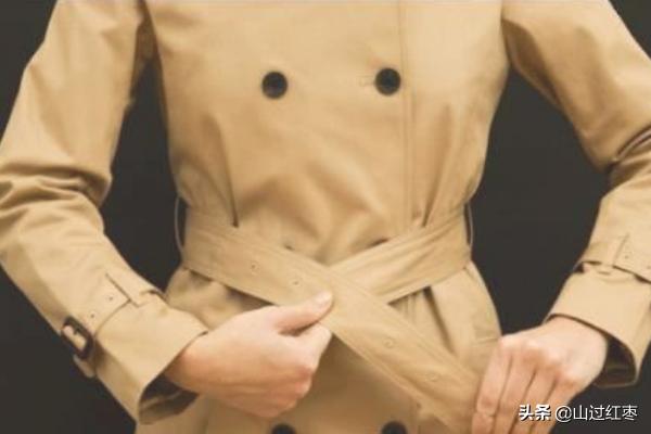 腰带蝴蝶结（腰带蝴蝶结的系法）