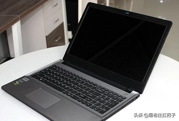 性价比高的笔记本玩游戏（什么笔记本电脑玩游戏好性价比高知乎）